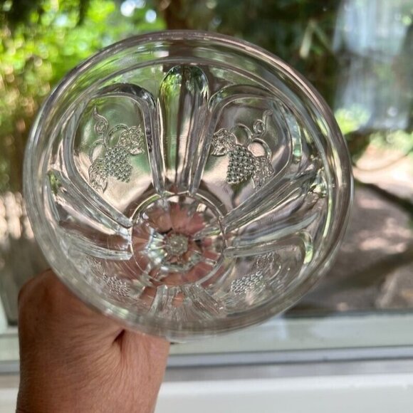 Vintage Fenton Red Cliff Goblet Clear Grapes Water Tea Wine 12 oz - Picture 7 of 10